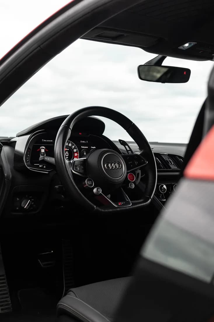 Audi R8 V10 — photo 6